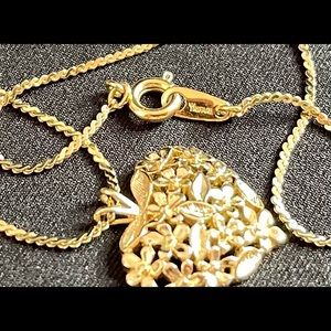 Vintage crown Trifari Necklace